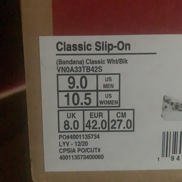 BNIB Sz 9 men Bandanna White Slip On Vans - Picture 3 of 4